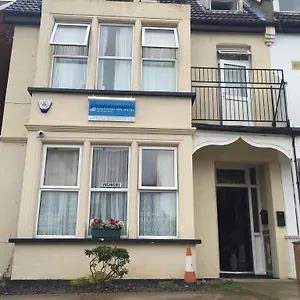 - Close To Beach, Train Station & Airport 2* Саутенд-он-Си